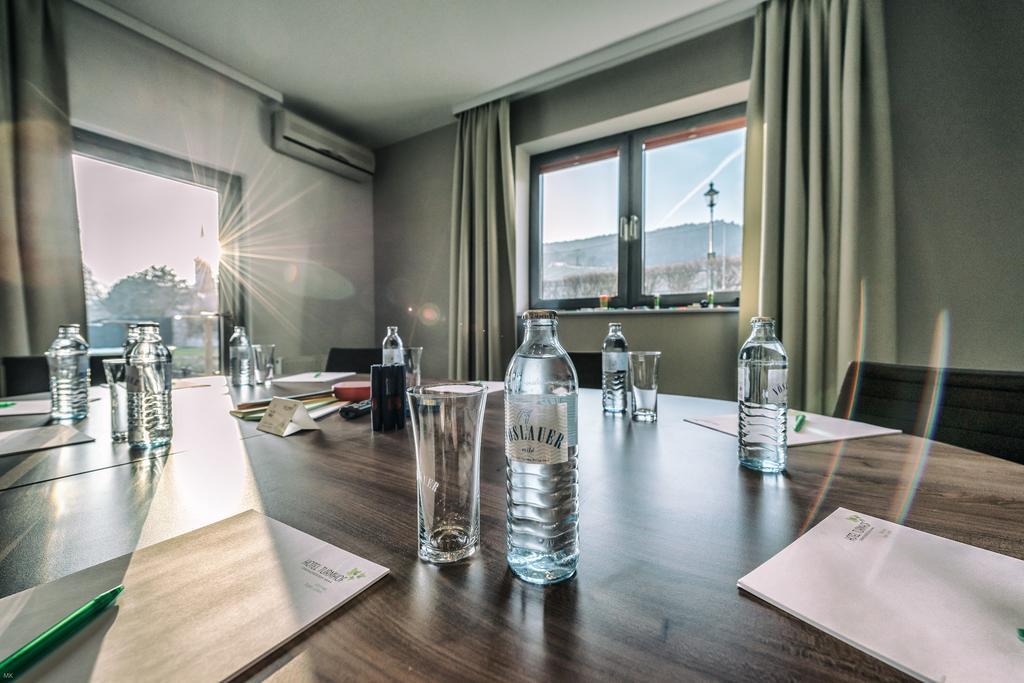 Hotel Turmhof Gumpoldskirchen Esterno foto